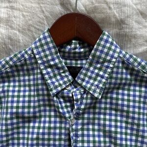J.Crew men’s casual lightweight button up shirt size small regular fit